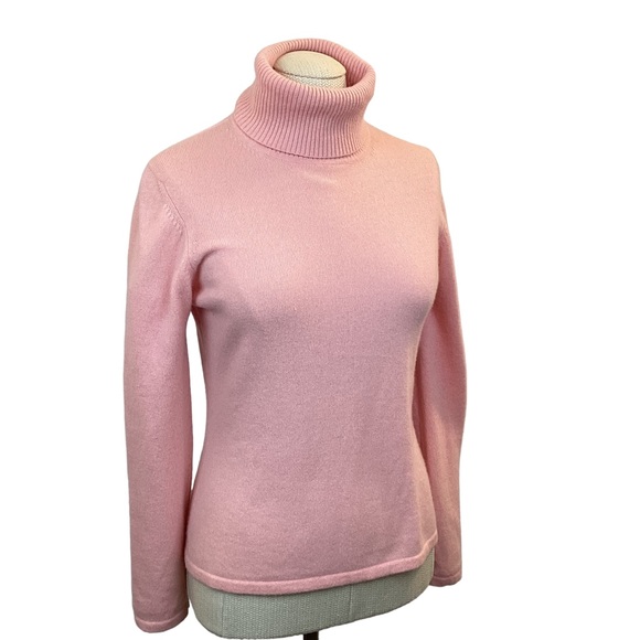 CH Classics 100% Cashmere Turtleneck Sweater - Picture 7 of 7